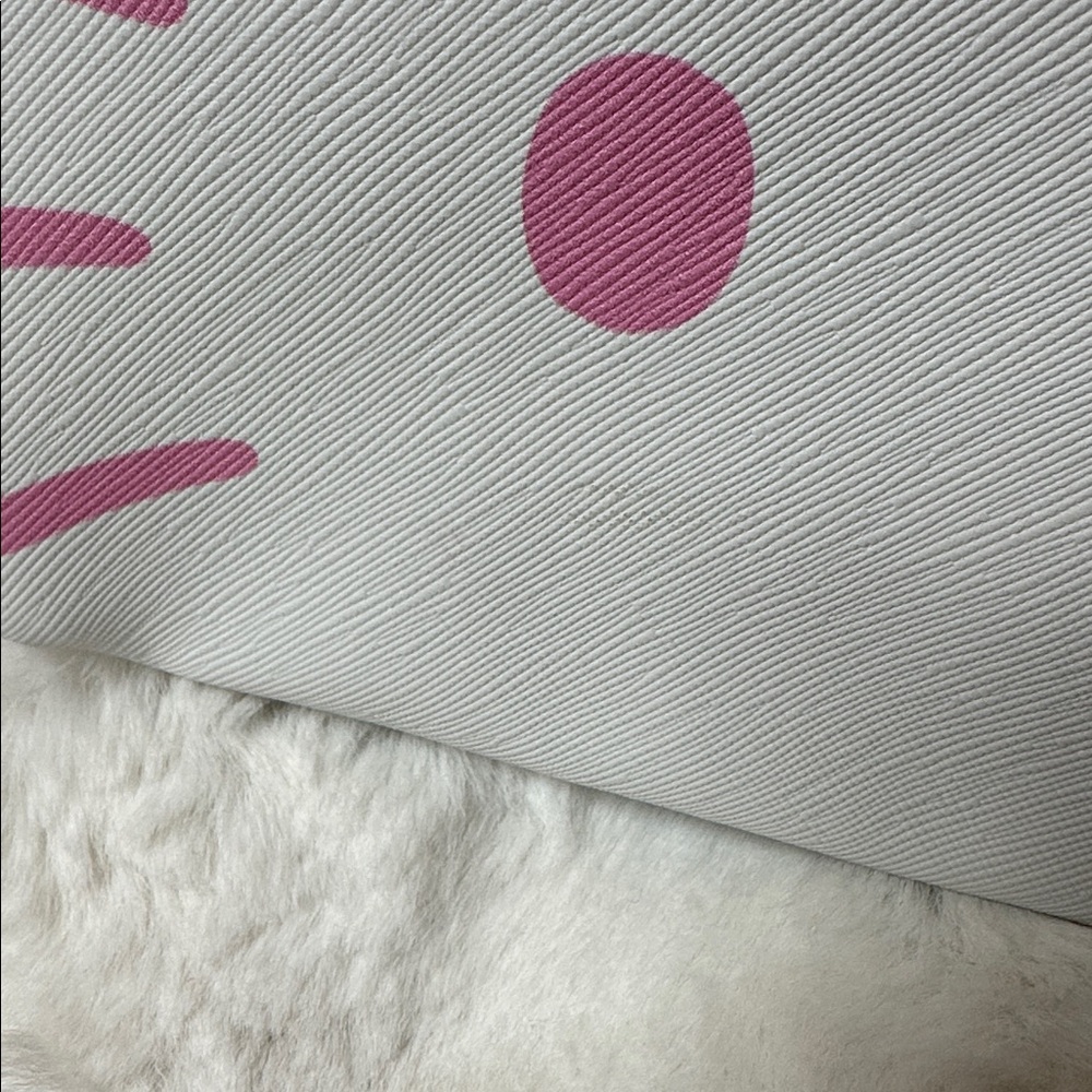 Hello Kitty Pink and White Face Pouch - Picture 3 of 7